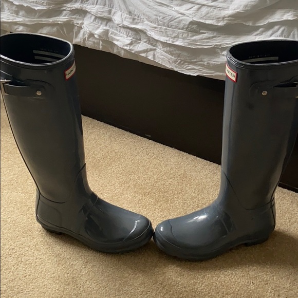 Hunter Boots LIKE NEW - Picture 3 of 3